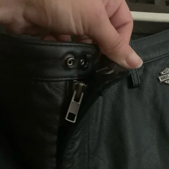 Harley-Davidson Black Leather at Front Pants‎